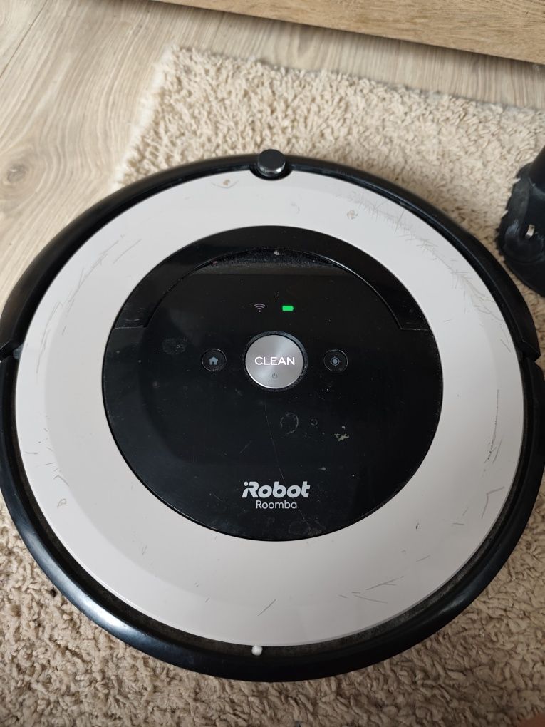 iRobot Roomba e5