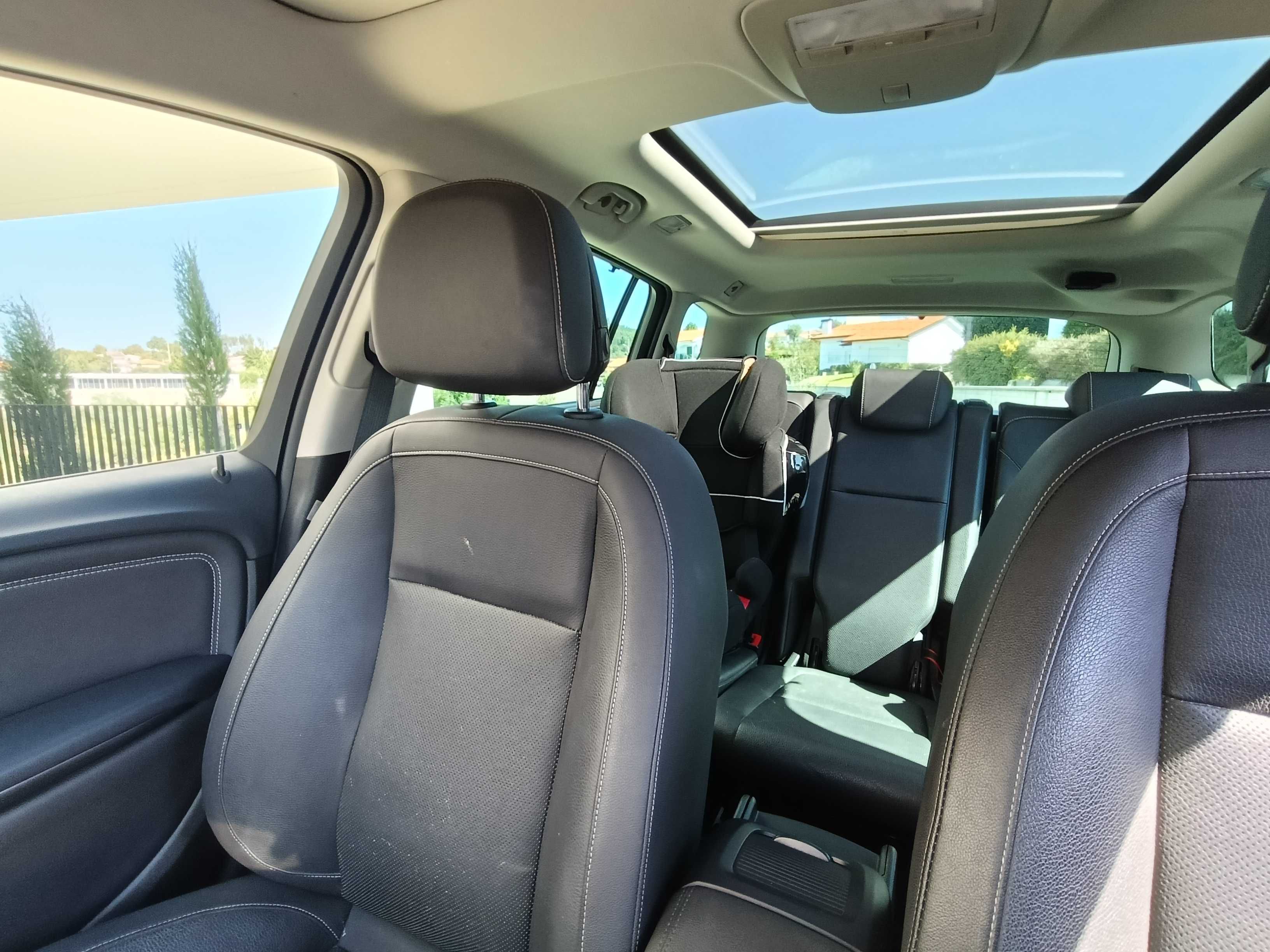 Opel Zafira 2.0 CDTi OPC Line – 7 Lugares com Luxo e Desempenho!