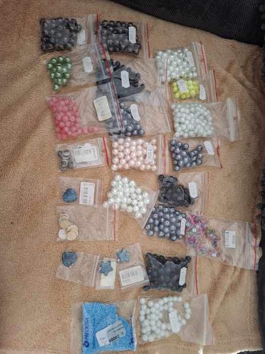 Koraliki perełki szklane, zawieszki