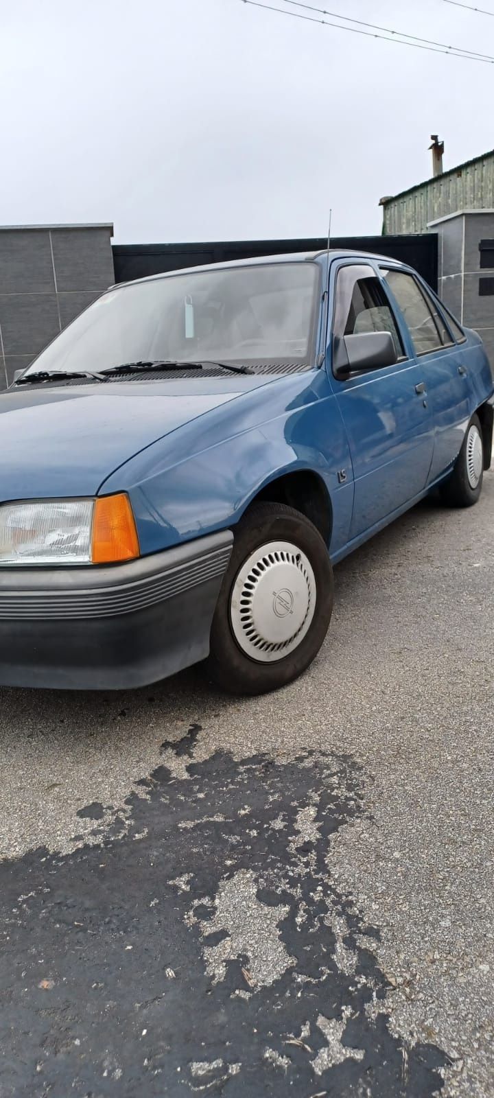 Opel kadett 31 mil kms reais