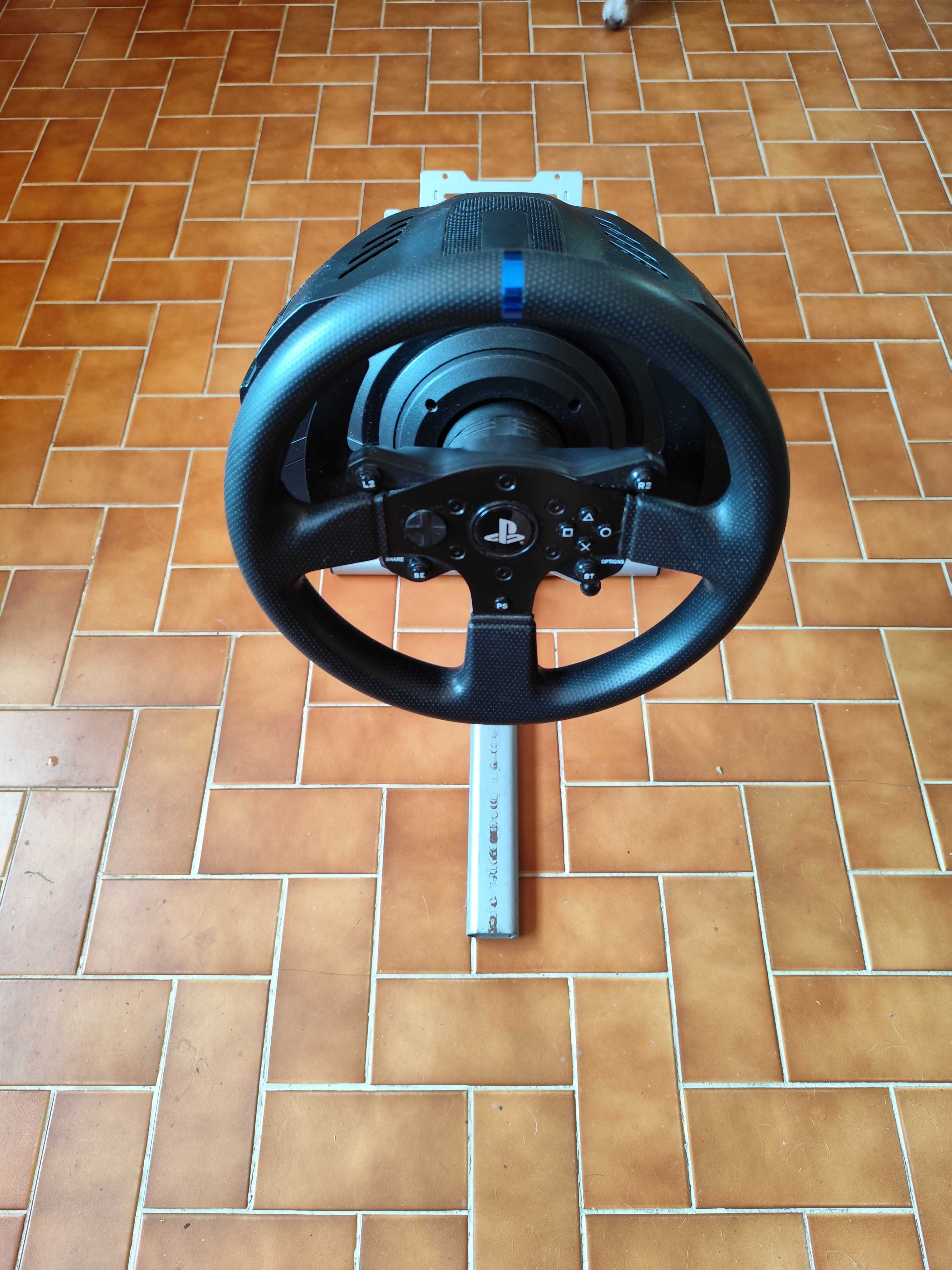 Thrustmaster T300RS