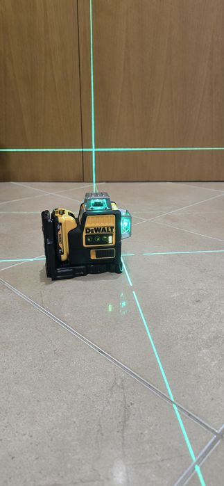 Laser 12 linhas dewalt