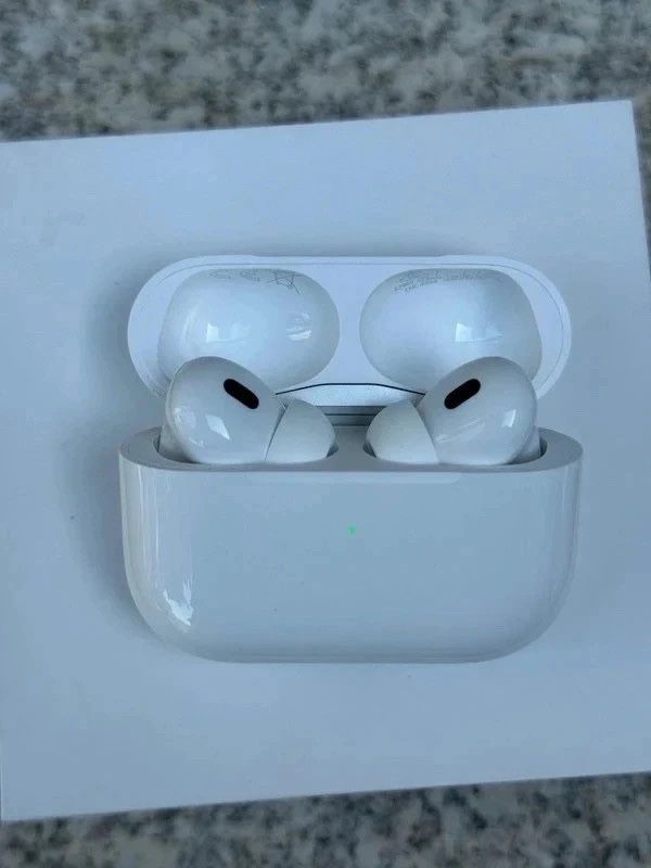 AirPods Pro 2 (USB-C) Apple