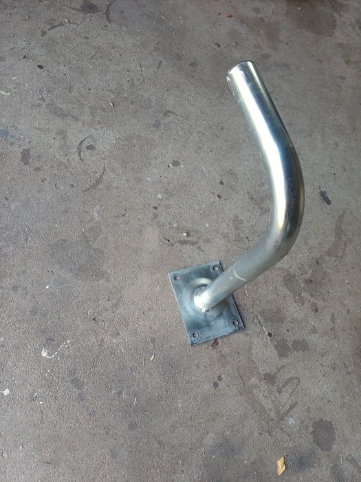 Uchwyt do anteny satelitarnej