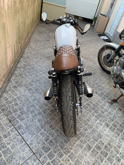 Honda cb 500 four cafe racer