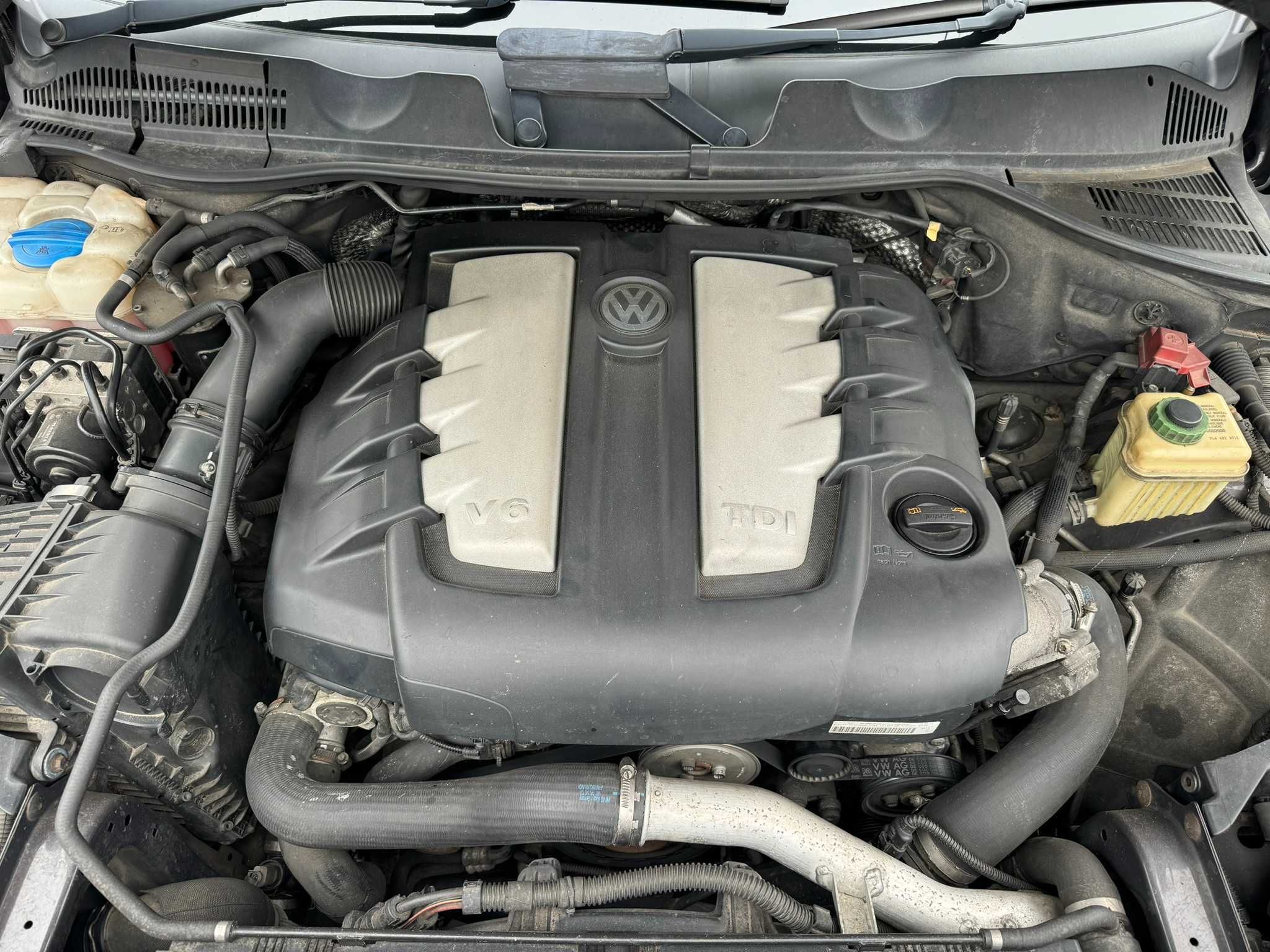 Двигун мотор двигатель 3.0 tdi CASA CAS Touareg Audi Q7 Cayenne