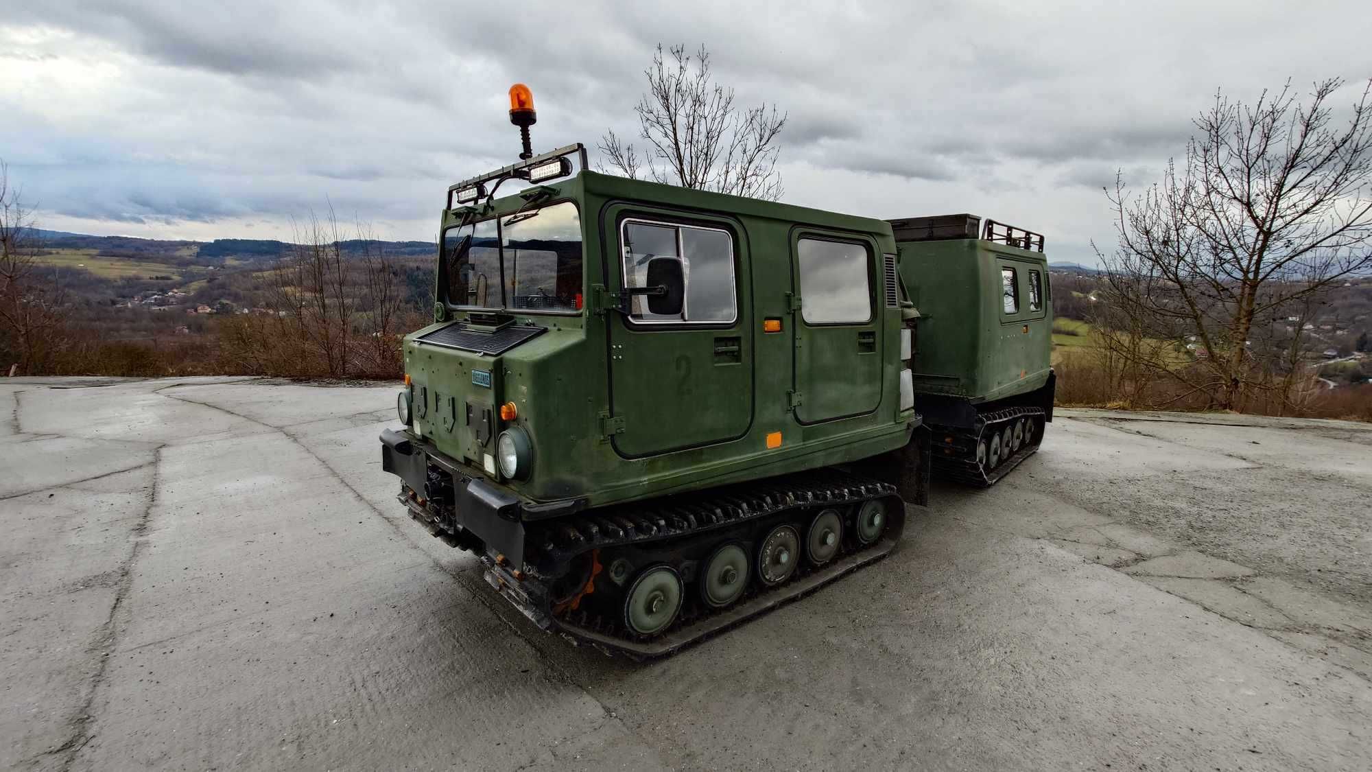 Hagglund BV206 Ratrak Amfibia Kolejka turystyczna kulig