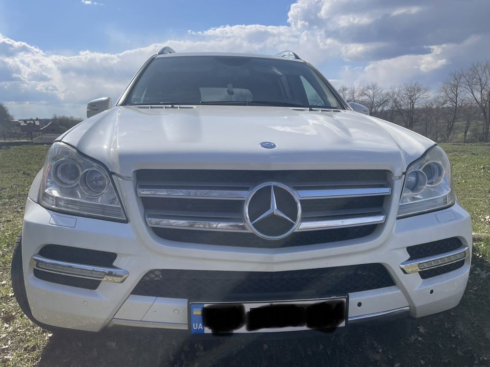 Mercedes-Benz GL- Class 2012