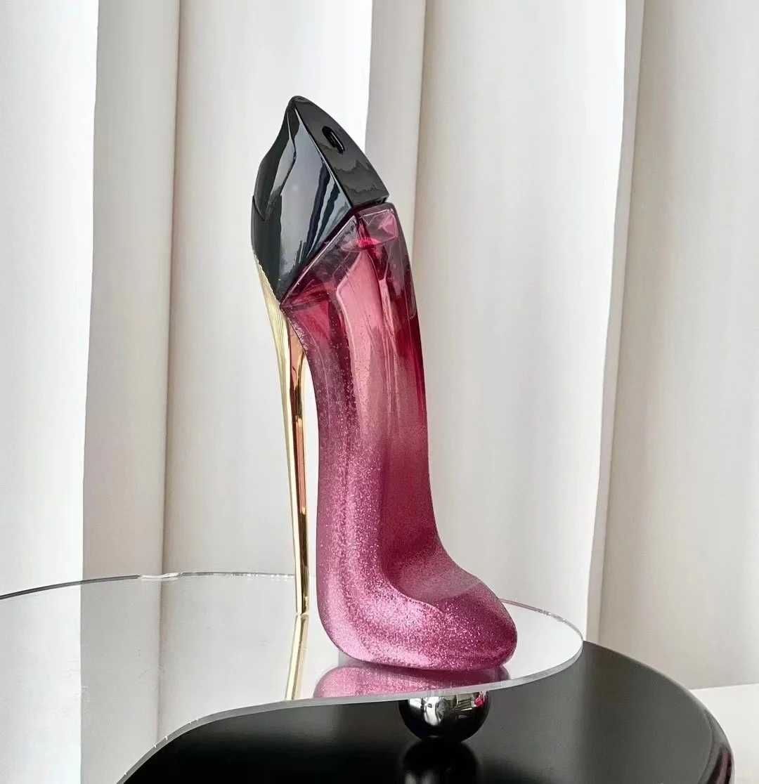 Carolina Herrera Fearless Queen High Heels Charm Perfumy EDP80ml