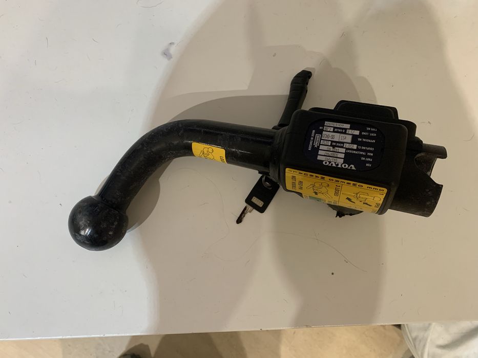 Gancho de Reboque Volvo V40/S40