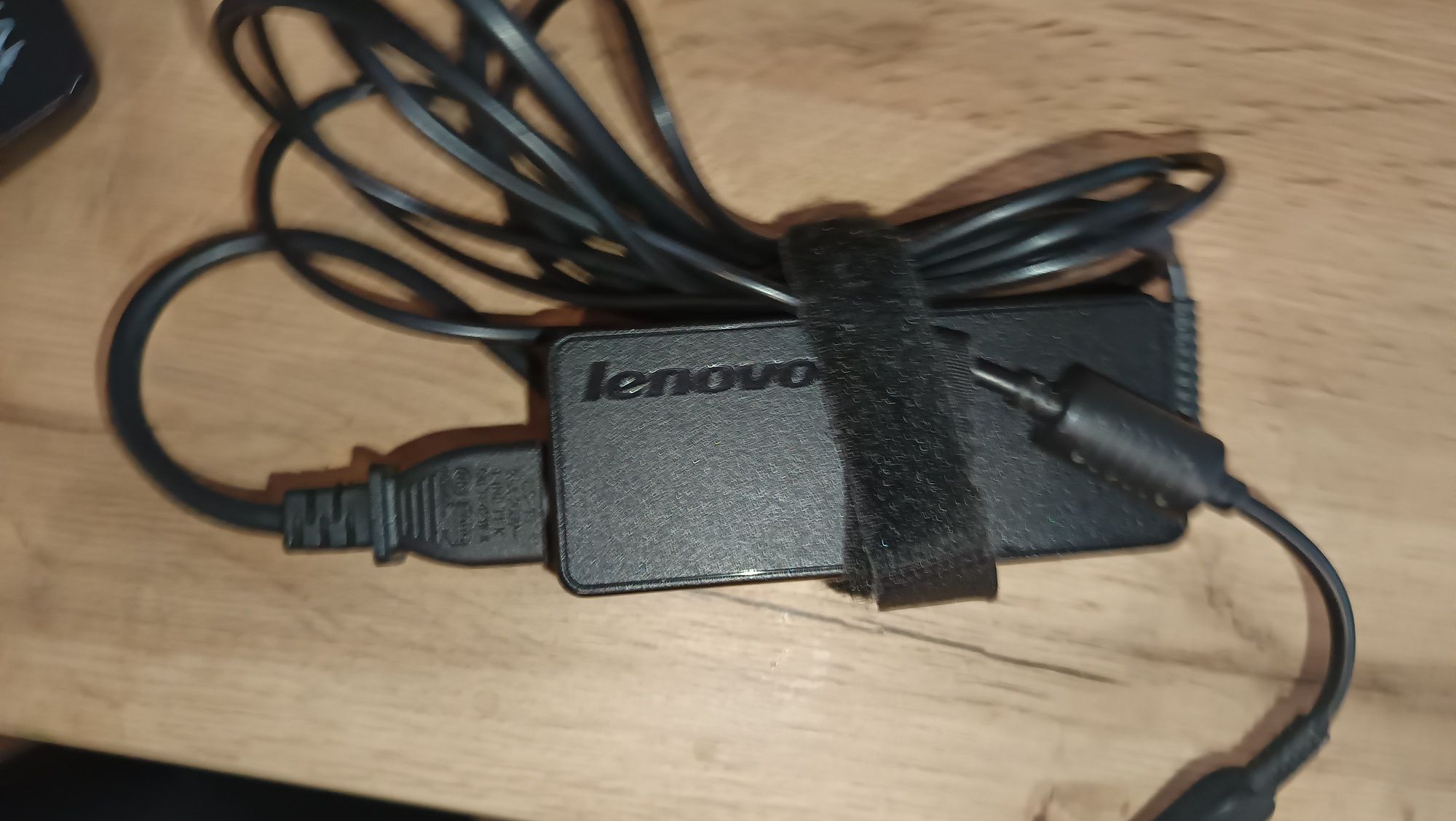 Oryginalny zasilacz LENOVO