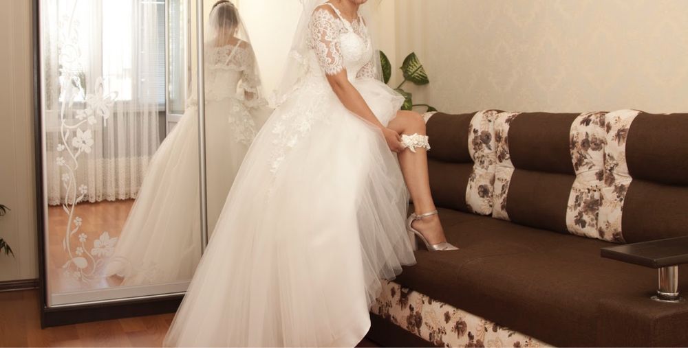 Весілльна сукня