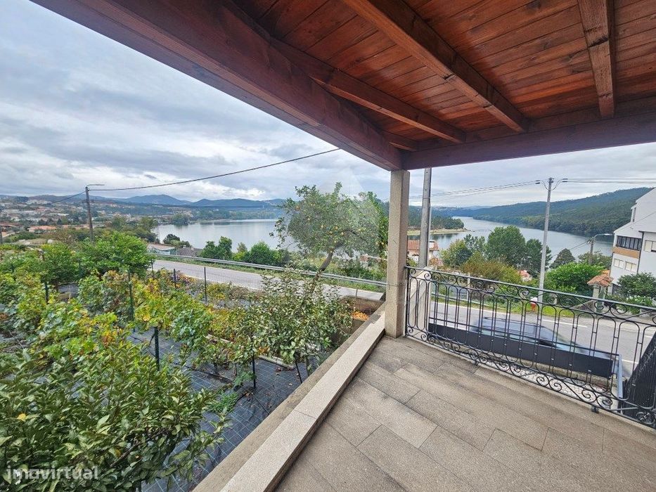 Apartamento T2 Novo P/Arrendamento Em Melres (Vistas Rio)