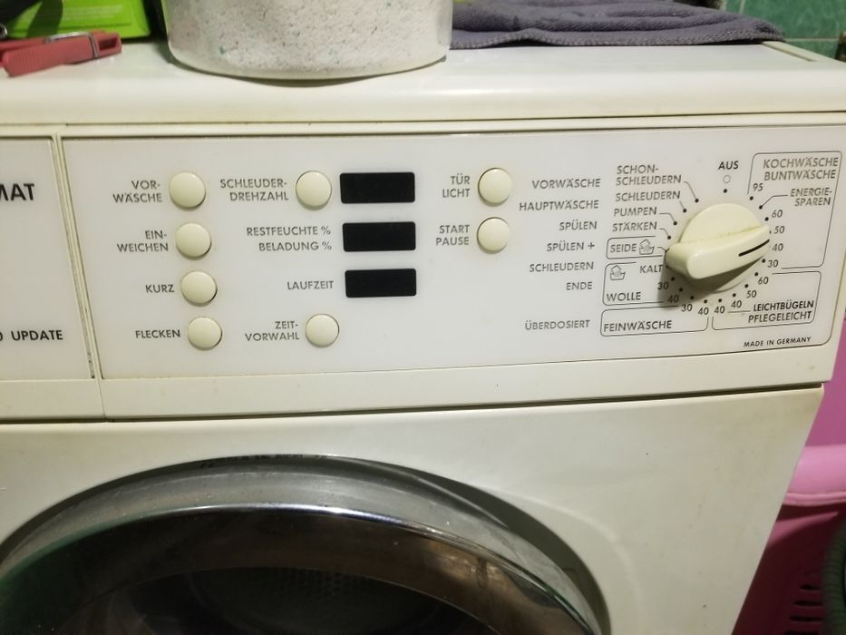 Стиральная машинка AEG