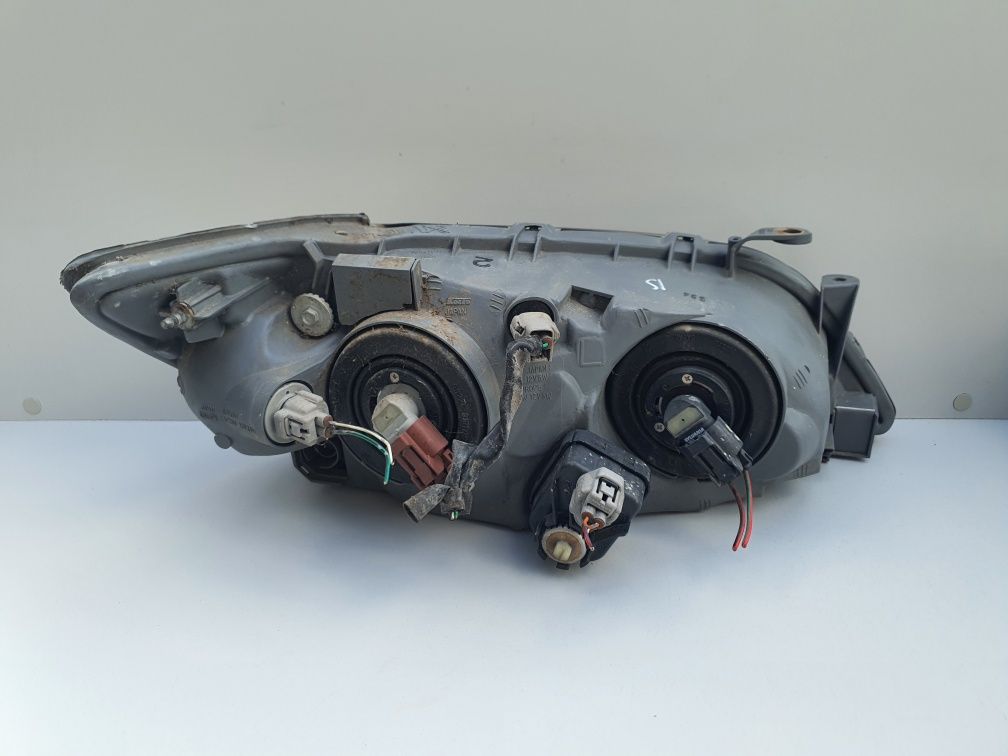 LEXUS IS200 IS300 lampa lewa EU 99-05