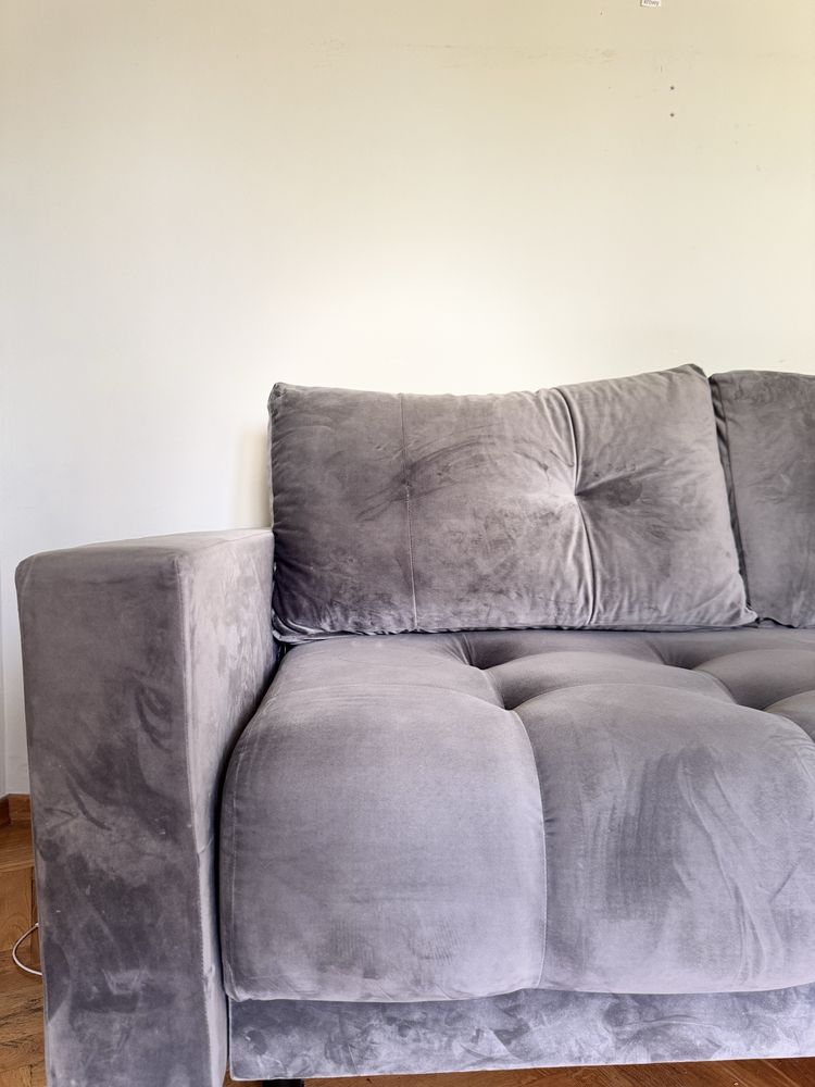 Rozkładana Sofa 3-osobowa z pufą – robiona na zamówienie