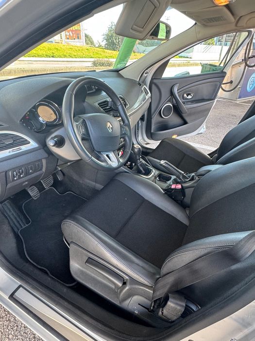 Vendo Megane com poucos kms