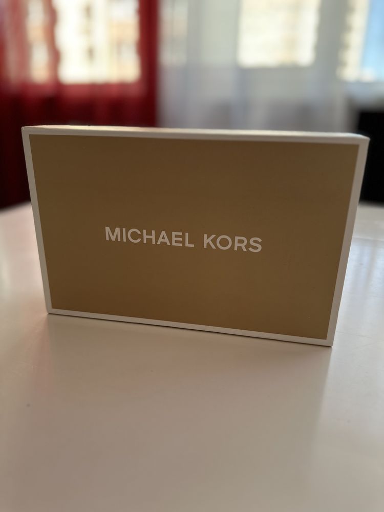 Коробка Michael Kors 22,5 *14,5*6 см