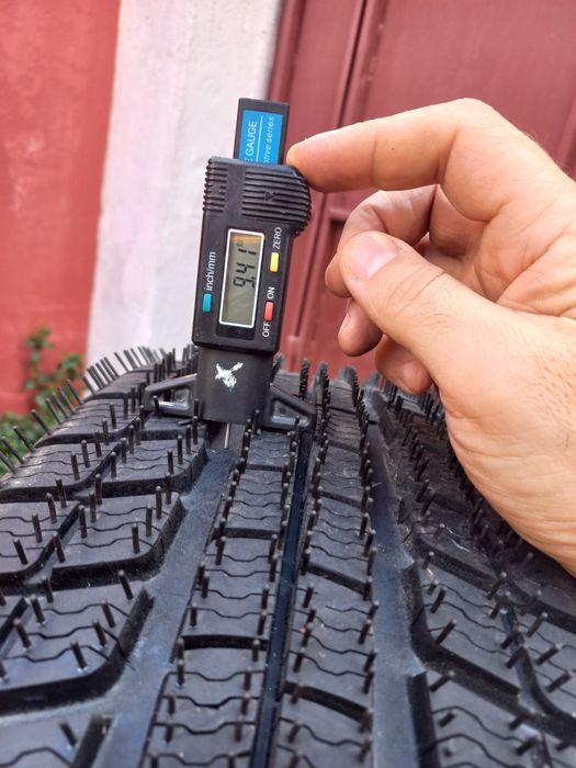 25рік 215/65/16 Зима. Нова резина . Шини r16 Itali