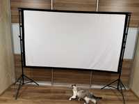 Екран для проектора на рамці та штативах (розбірна система),100 дюймів