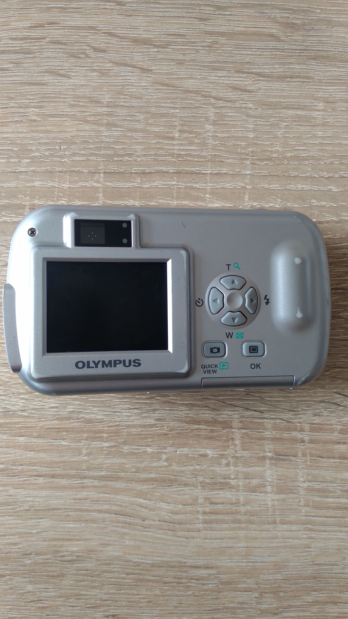 Цифровой фотоаппарат Olympus digital camera D-390 олимпус 2000-х годов