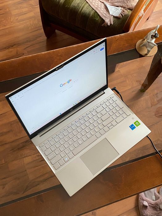 Laptop HP Pavilion 15 Nvidia 2GB MX350 / Intel I5 2.4GHz / 16 GB RAM