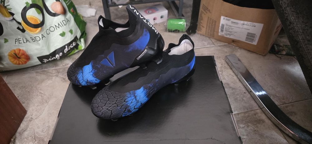 Vendo chuteiras imotana DNA personalizadas