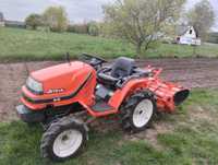 Usługi ogrodnicze, glebogryzarka mini traktorem Kubota