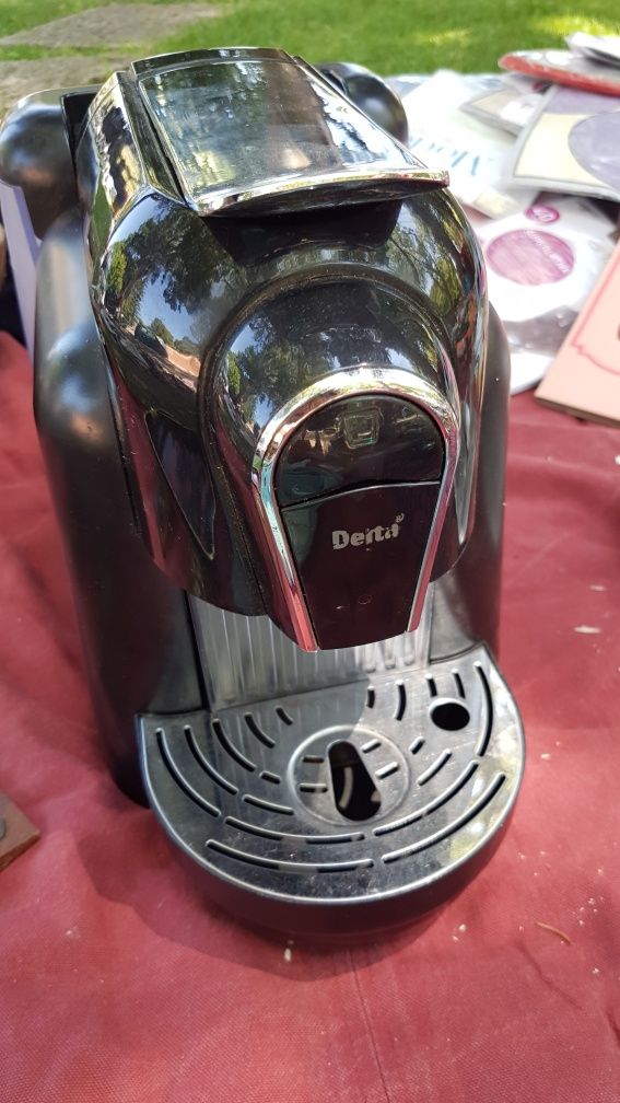 Máquina de café DELTA
