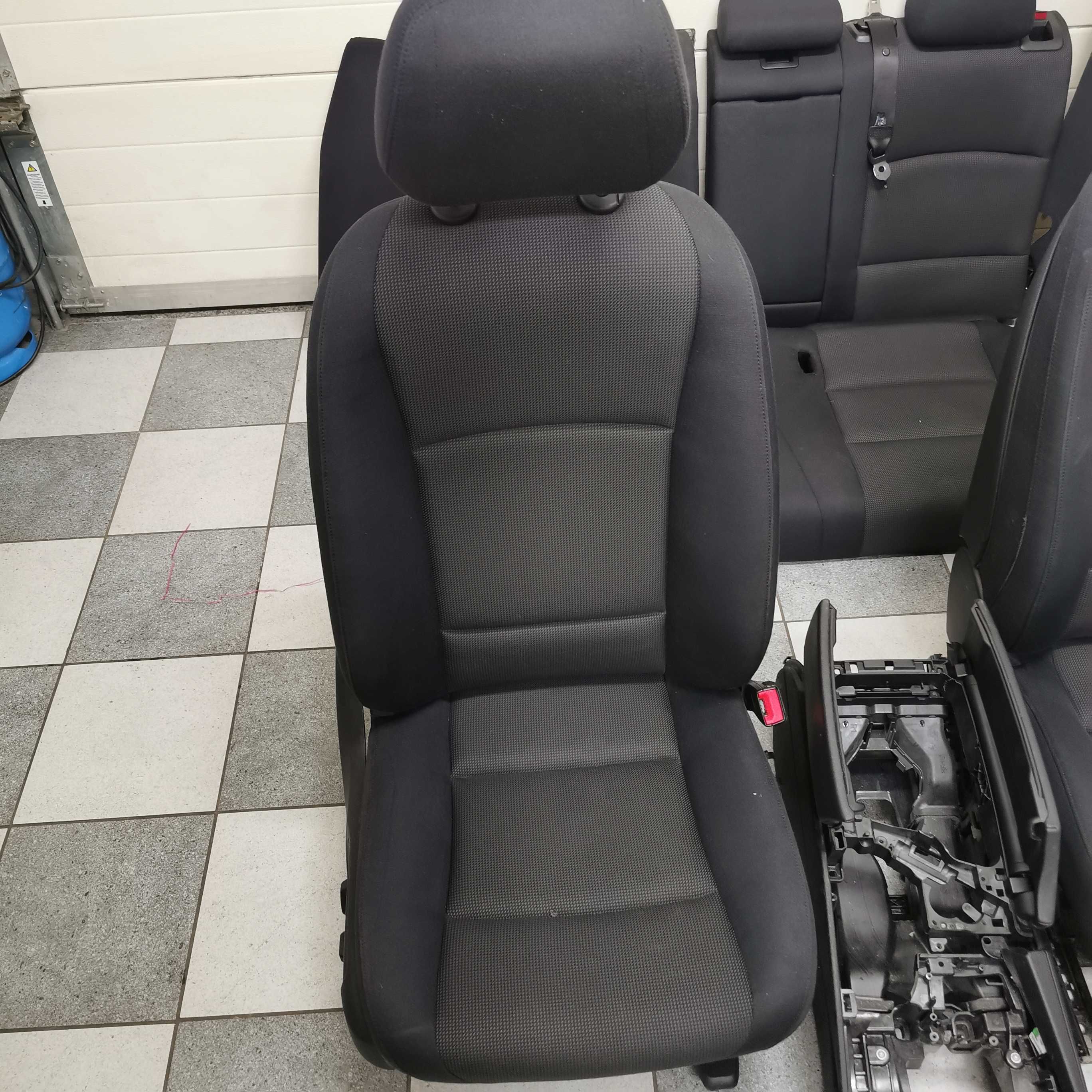 Fotele BMW F11 LCI Komplet