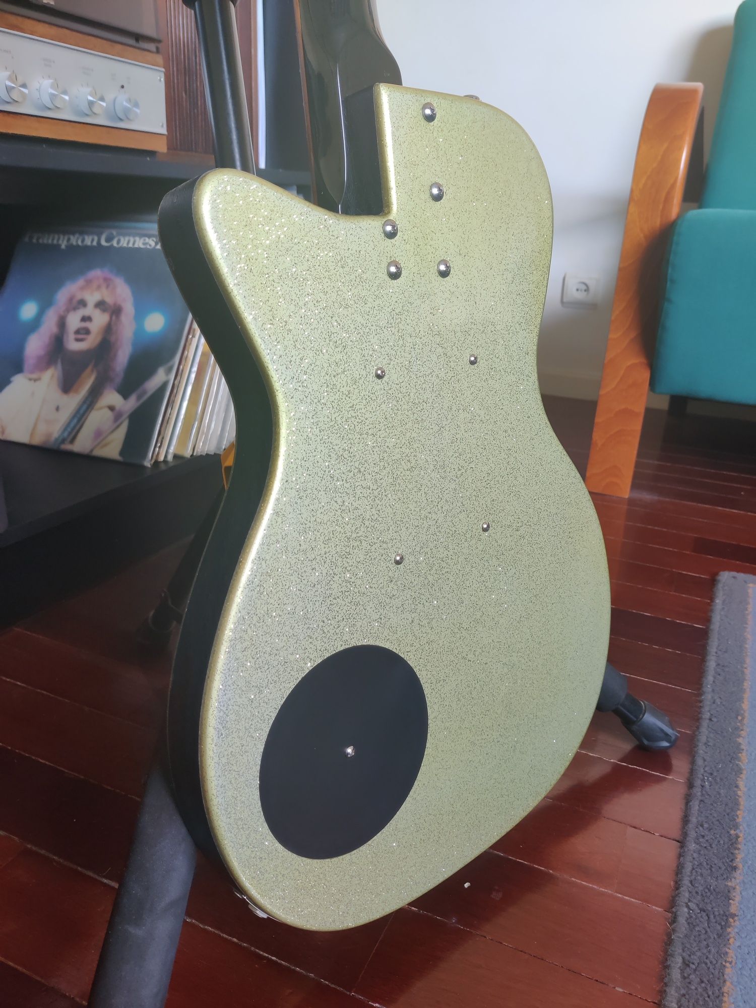 Danelectro Baritone - guitarra elétrica barítona