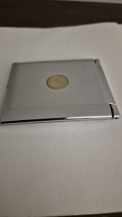 Kompaktowe kieszonkowe lusterka do makijażu