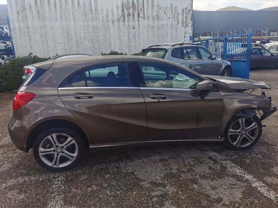 Peças Mercedes Class A 180 1.8 do ano 2012