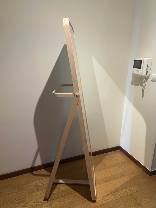 Espelho de pé IKORNNES