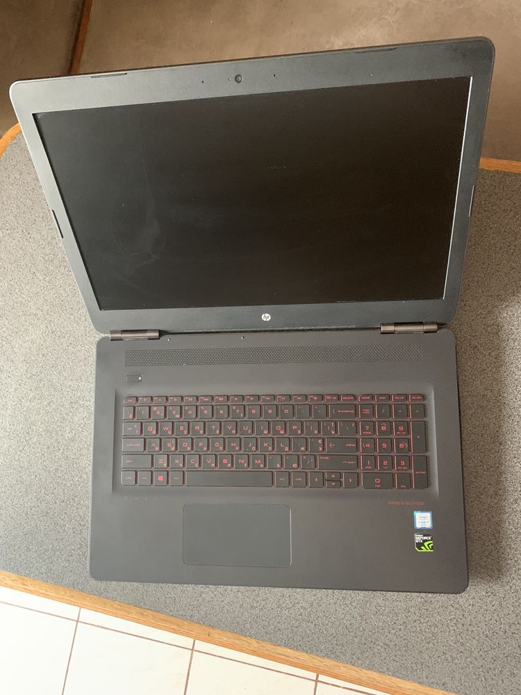 Реально игровой HP Omen 17-w033dx i7-6700Hq Nvidia 965 SSD512 RAM16