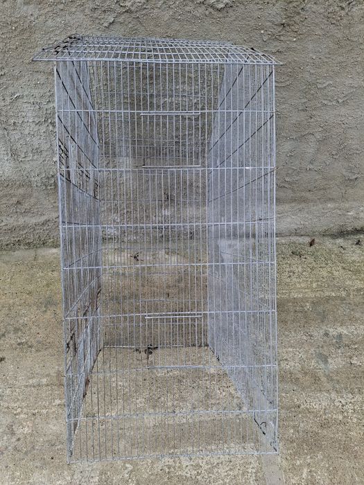 Gaiola grande para passaros