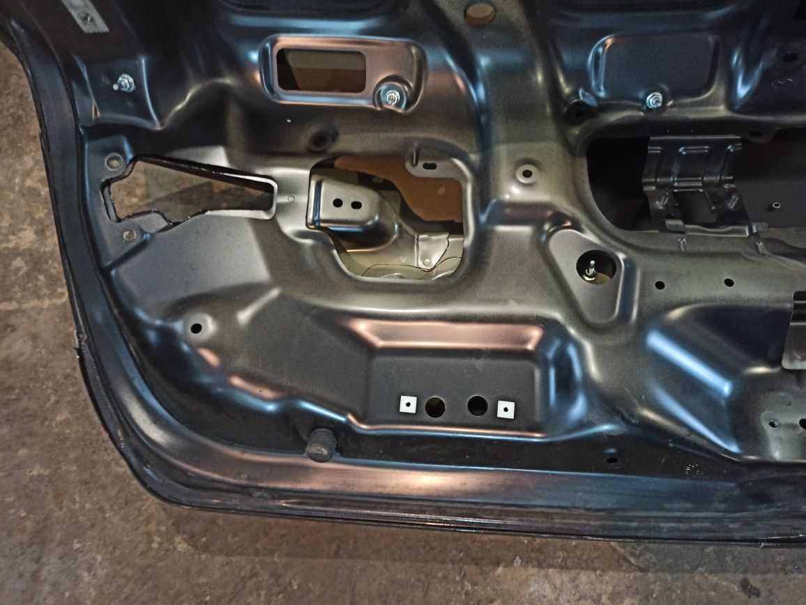 Крышка багажника Ляда Hyundai Sonata sport LF