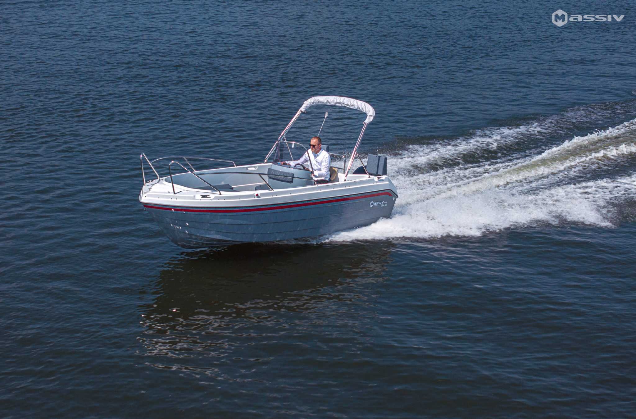 Lódź motorowa Massiv Boats 520 open - Mercury 60EFi - laweta 1000DMC