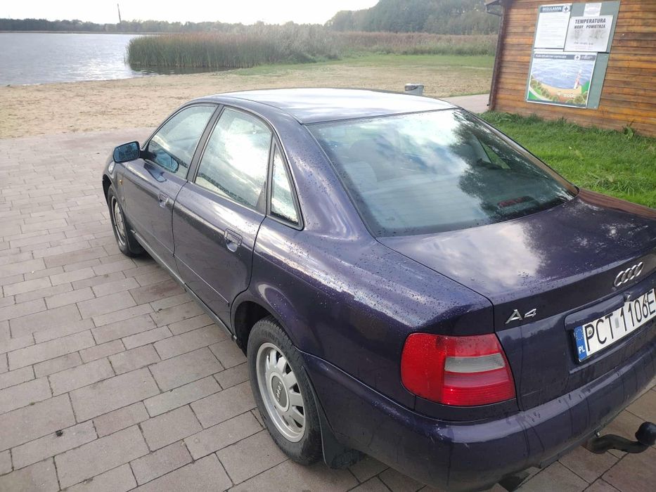 Audi a4 1.6 benzyna