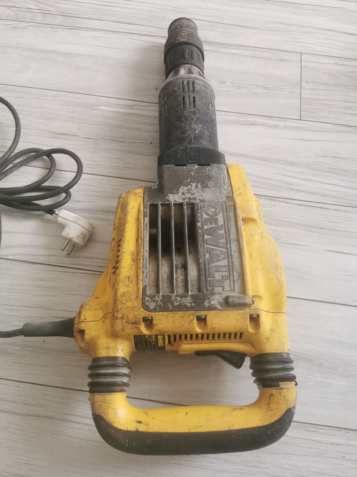 Dewalt D25901 młot udarowy