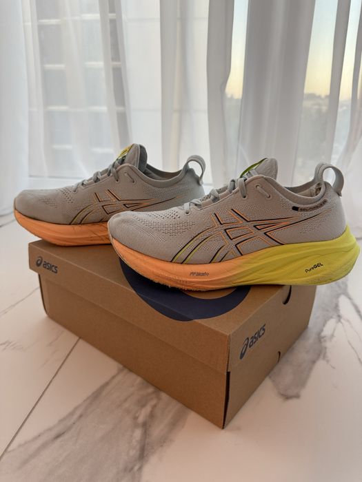 Бігові кросівки Asics Gel-Nimbus 26 Paris оригінал
