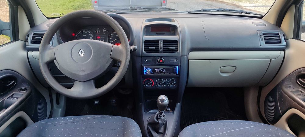 Renautl Clio 2 1.2cc - 135 mil Quilómetros