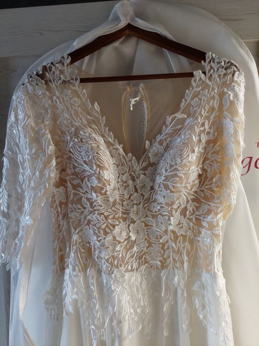 Suknia ślubna muślinowa