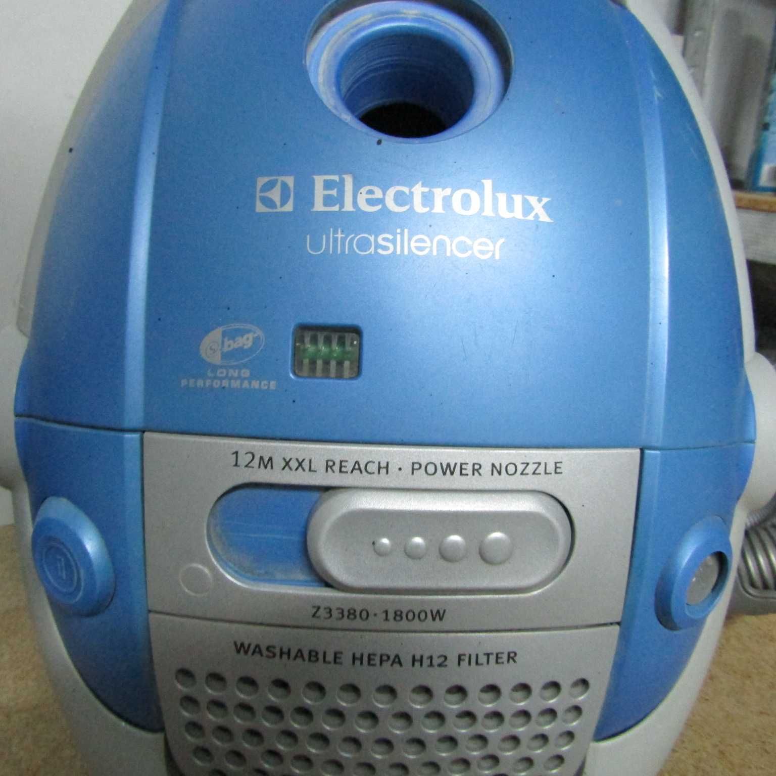 Пылесос Electrolux Z3380TED мешковой