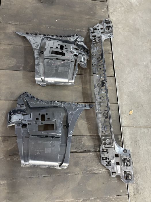 Обшивка кронштейн задній бампер bmw g11 g12