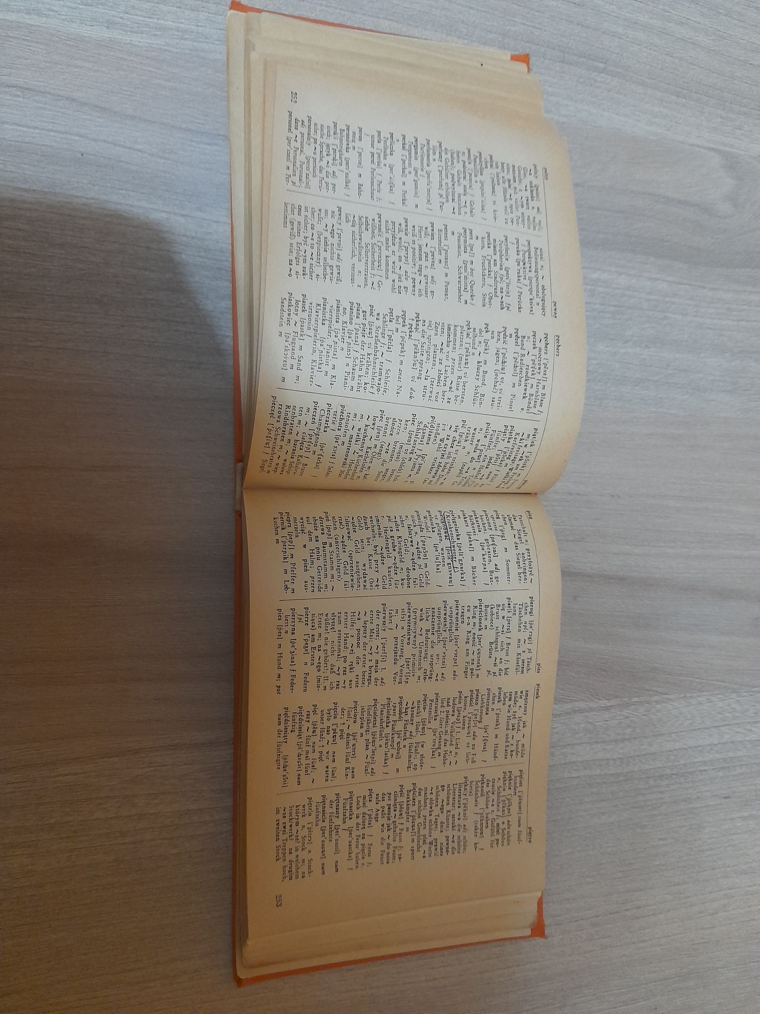 Stary słownik kieszonkowy Polsko- Niemiecki 1972r