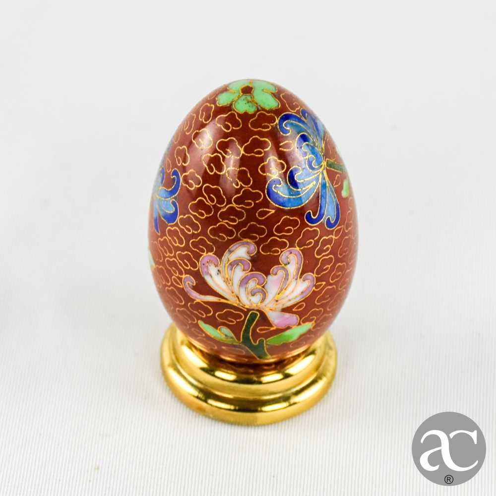 Ovo em cloisonné, China, com base em metal dourado nº11
