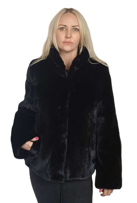 Kurtka z futra norki Blackglama . Model Melania