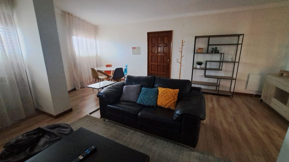 Apartamento T2 com lugar de garangem, Centro Leça da palmeira