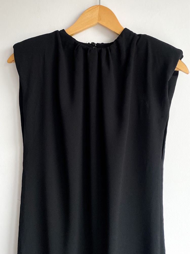 ZARA: Czarna mini sukienka bez rękawków XS na wiosnę lato lekka luźna